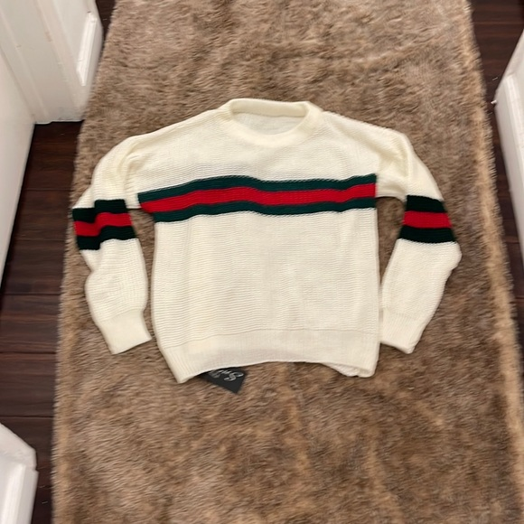Beautiful ‎ sweater - Picture 1 of 2